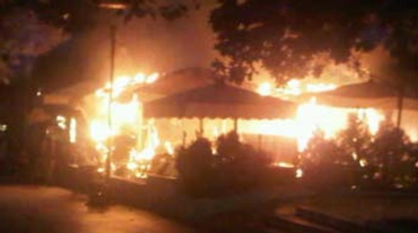 Bağdat Caddesi'nde kafede patlama