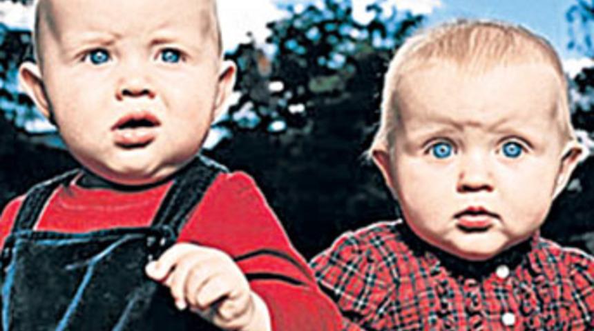 4 kadın el ele verdi 2 bebek d&uuml;nyaya geldi