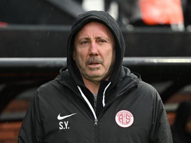 Sergen Yalçın'a inanılmaz son! Antalyaspor 2 dakikada 2 gol bulduğu İstanbulspor mücadelesinden beraberlikle ayrıldı