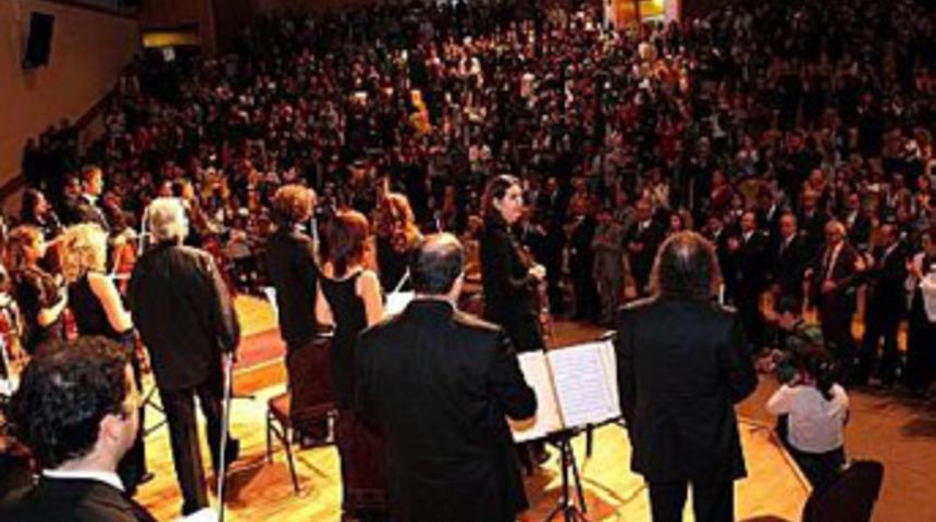 Orkestrayı şoke eden not!