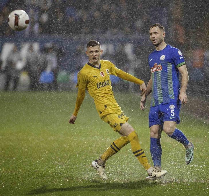 Fenerbahçe Teknik Direktörü İsmail Kartal maç sonunda böyle konuştu! "Erkek gibi, adam gibi" G2