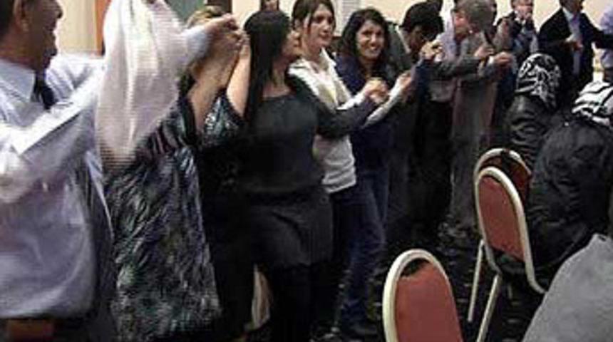 B&ouml;yle skandal g&ouml;r&uuml;lmedi!