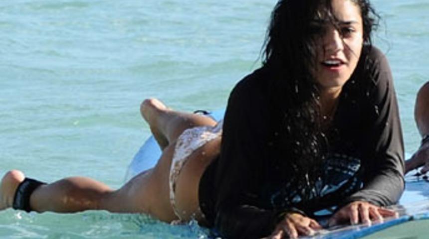 Hudgens'in s&ouml;rfle imtihanı!