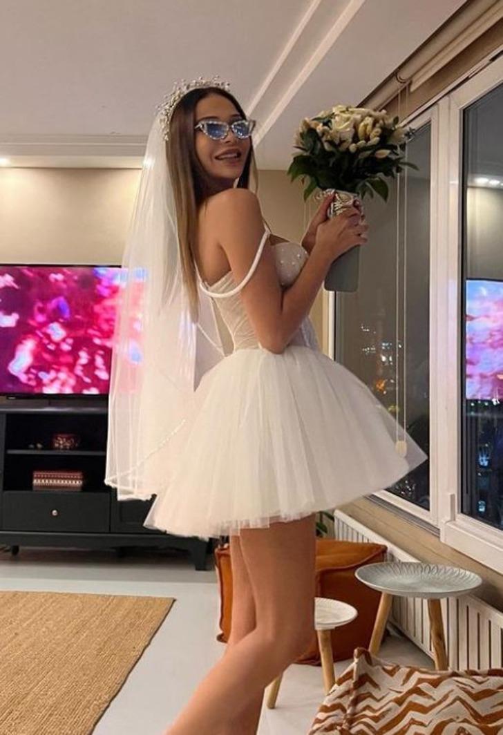 Merve Taşkın "Bir koca arıyorum" notuyla paylaştı! "Sen hiç seks yaptın mı?" mesajını paylaşıp... G5