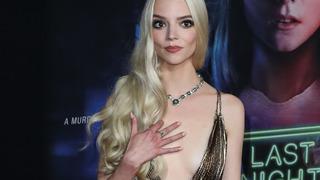 Anya Taylor-Joy kıyafetiyle gündemde! Neden başörtülü?