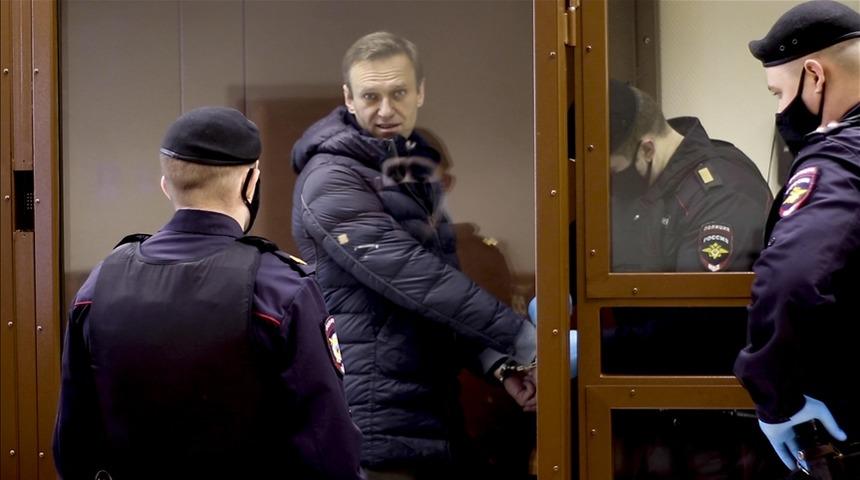 Putin'in en büyük rakibi Navalny'nin sır ölümü: Cesedi gösterilmiyor... Ölmeden 1 gün önce eşine yolladığı mesaj ortaya çıktı!