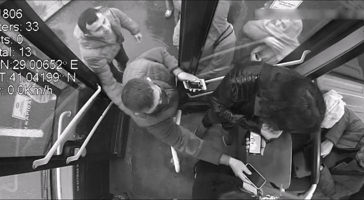 Seçici hırsız yakayı böyle  ele verdi! Çaldığı telefonun modelini beğenmeyip geri verdi G5