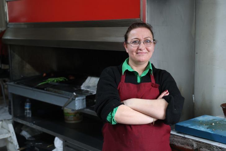 Patronla kavga edip inadına mekan açtı! Bulaşıkçı olarak başlayıp kebap ustası oldu 'Şehir dışından geliyorlar' G2
