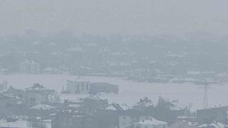 Hava ulaşımına sis engeli! Göz gözü görmüyor