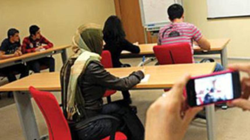 T&uuml;rbanlı &ouml;ğrenciye foto fişleme!