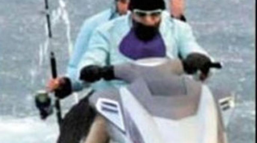 Meclis boş vekil jet-ski keyfinde!