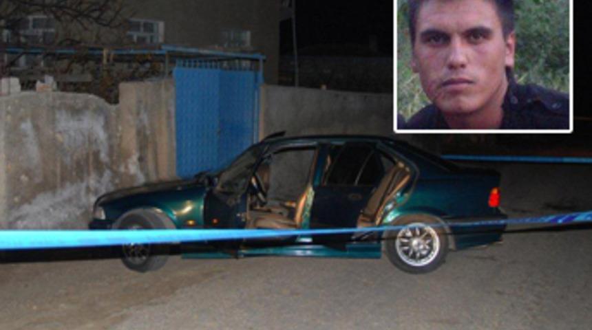 Annesiyle yakaladığı komşusunu &ouml;ld&uuml;rd&uuml;