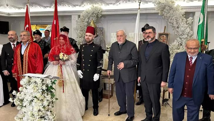 Nikah şahitliğini İlber Ortaylı yaptı! Osmanlı Hanedanı'nın sultan üyesi böyle evlendi G4