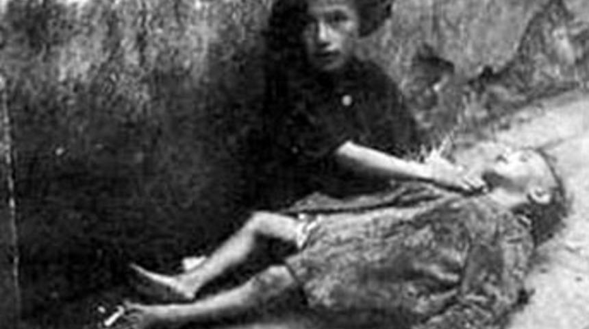 Hitler-İsrail benzerliği