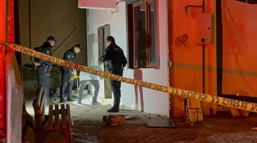 Kocaeli'de düğünde çıkan kavgada silahla vurulan kişi ağır yaralandı