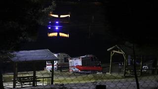 Uşak'ta gölete düşen otomobildeki 1 kişi kayboldu