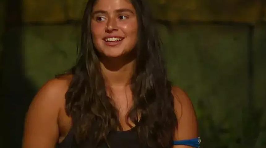 Adada öpüşme itirafı gündeme damga vurmuştu! Ayşe Yüksel'in son paylaşımı kafaları karıştırdı