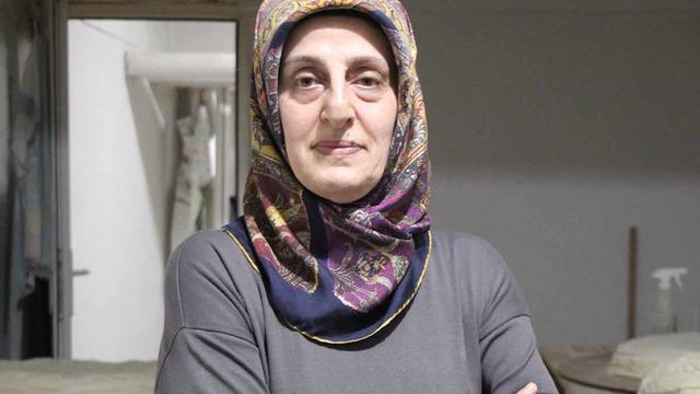 Kuzeniyle aldıkları karar hayatlarını değiştirdi! Günde 350 kilo üretip zincir marketlere bile satıyorlar