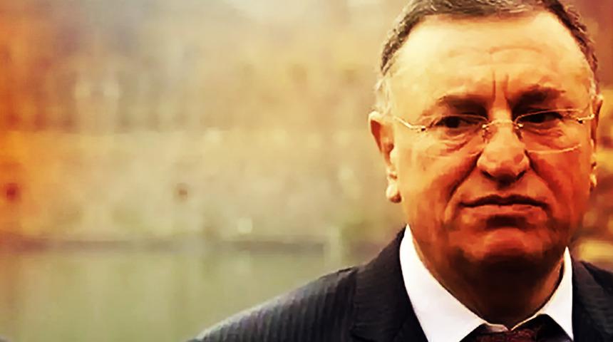 Lütfü Savaş tartışmalarına son noktayı Özgür Özel koydu! Gece yarısı gelen telefonla karar almış... CHP Hatay'da "alternatife" gidiyor