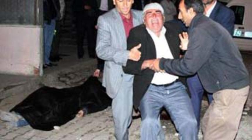 Kaza yerine gelen babanın yıkıldığı an