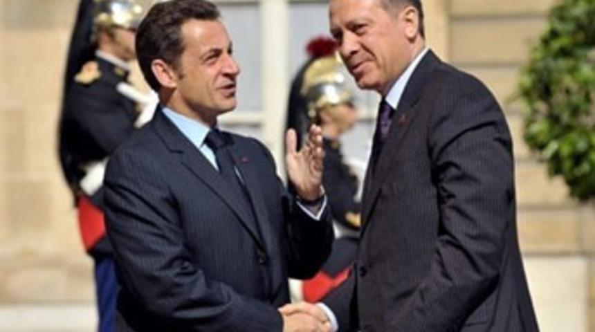 Erdoğan'dan Sarkozy'ye tarihi uyarı