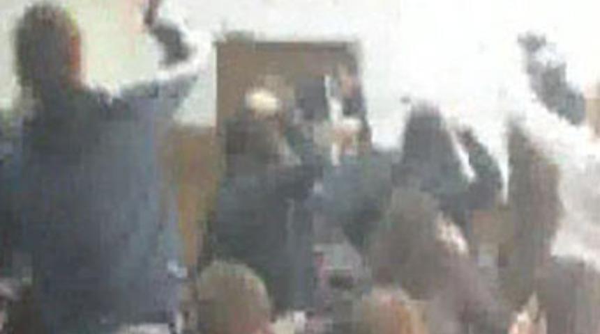 Yumurtalar havada u&ccedil;uştu