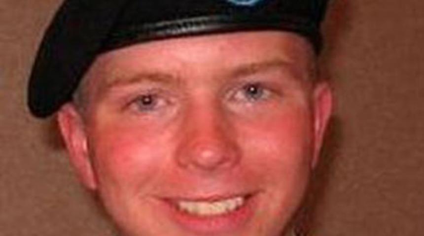 Her şey onun başının altından &ccedil;ıktı