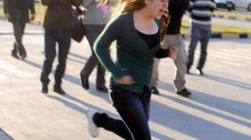 Antalyada patlama: 2 &ouml;l&uuml;