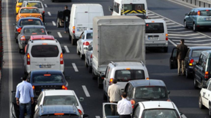 Büyük önder Atatürk törenle anıldı