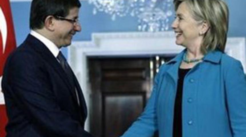 Clinton&rsquo;dan 28 Ekim gafı