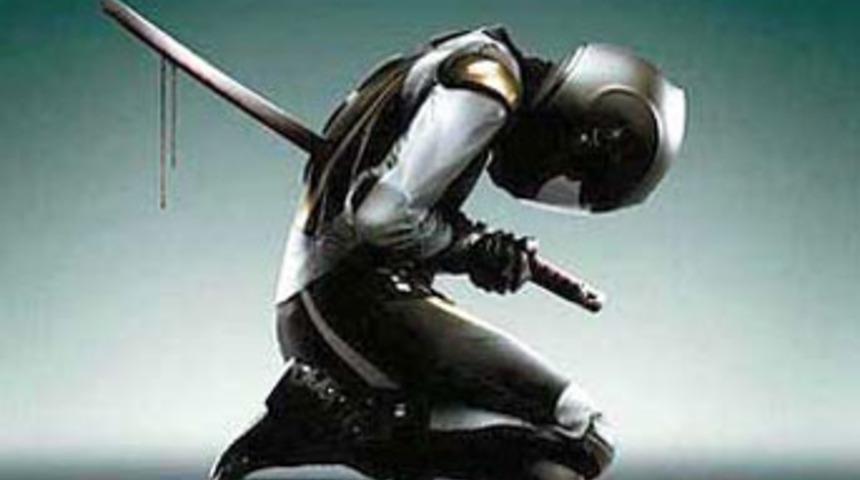 Kumanda i&ccedil;in harakiri yaptı!