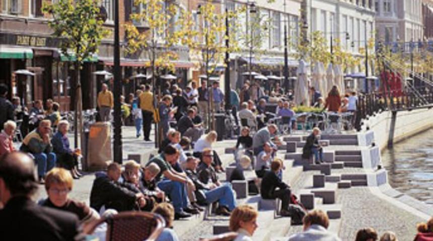 Dine g&ouml;re maaş!