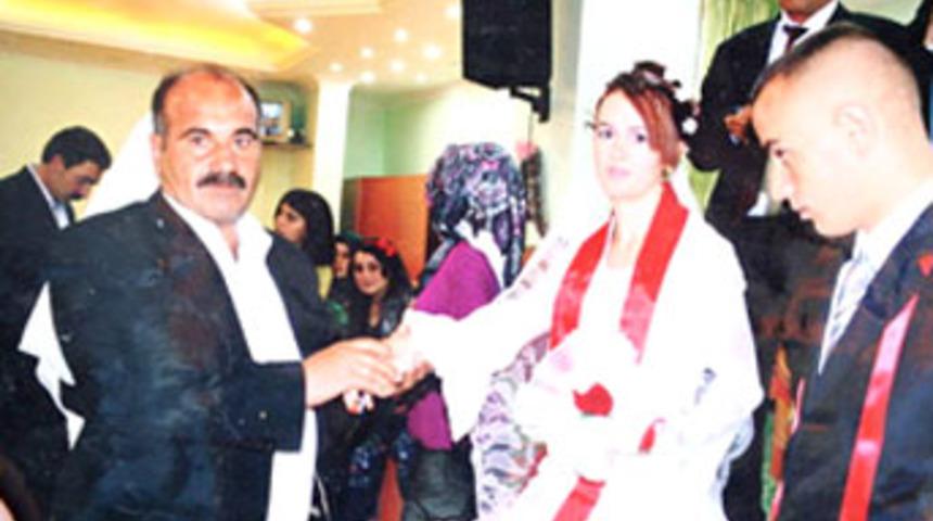 İngiliz gelinlere 30 bin lira başlık parası