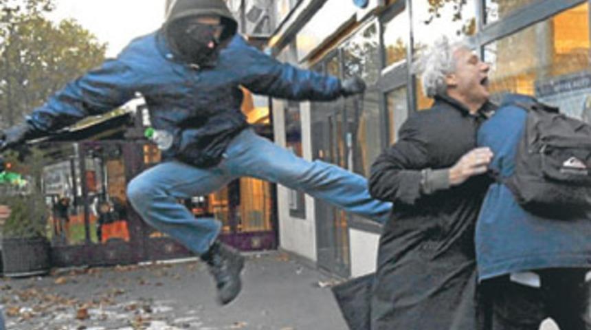 Emeklilik saldırısı