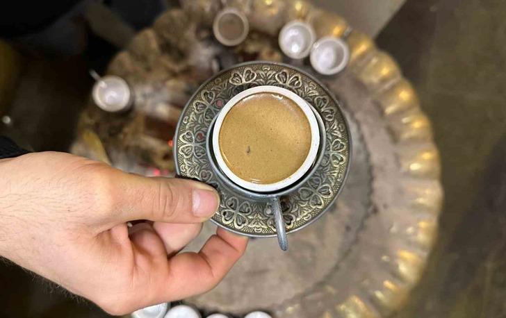 Sıradan bir kahve değil şifa deposuymuş! Soğuk algınlığı, öksürük, mide ve kalp hastalıkları... Turistlerin yeni ilgi odağı G1