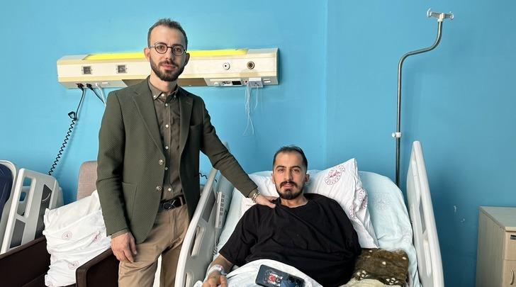 Devrim gibi ameliyat: İlk defa yapıldı! 6 saat süren zorlu ameliyatla tamamen kopan parmağına kavuştu G3