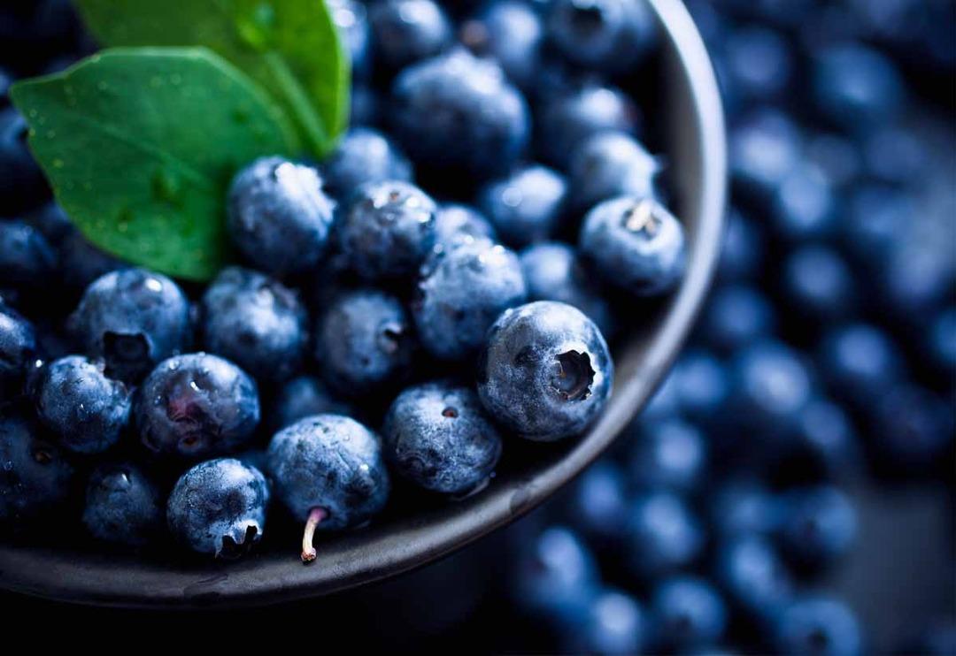 Yaban mersininin renginin aslında mavi olmadığı ortaya &ccedil;ıktı! Peki ama neden mavi g&ouml;r&uuml;yoruz? Sebebi ağzı a&ccedil;ık bıraktı