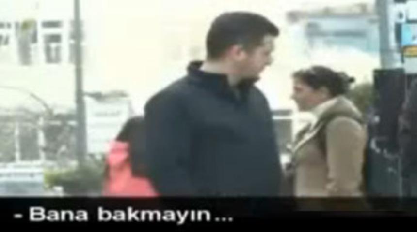 Hayrettin'den trafik ışıkları şakası!