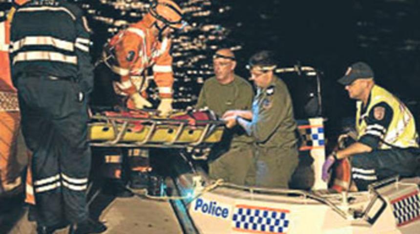 Seks yaparken u&ccedil;uruma d&uuml;şt&uuml;!