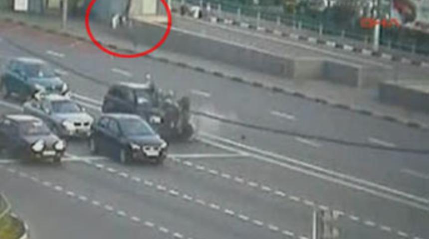 "Hız felaketi" b&ouml;yle g&ouml;r&uuml;nt&uuml;lendi