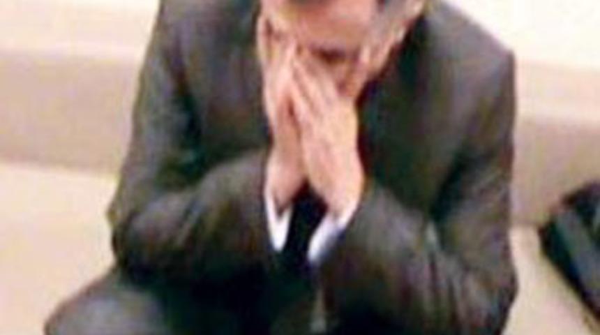 Kumar borcu kurye yaptı