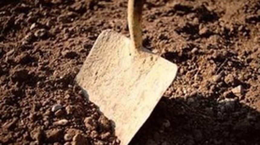 40 g&uuml;nl&uuml;k bebeği g&ouml;mmeye &ccedil;alıştılar!