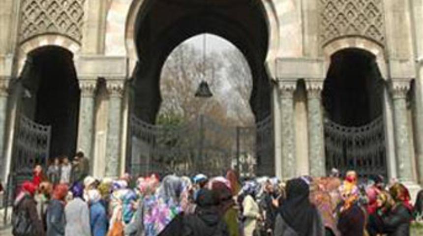 T&uuml;rbanlı &ouml;ğrenci dersten atılamayacak