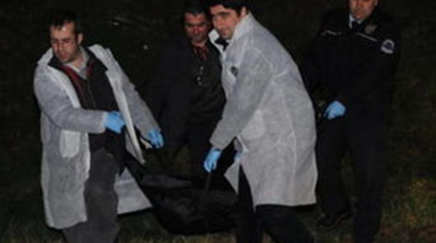 Atat&uuml;rk Havalimanı'nda intihar şoku