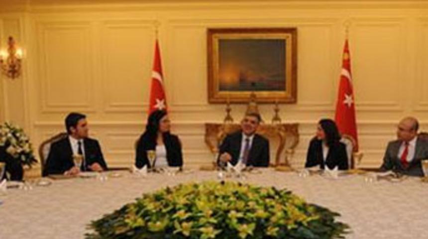 'Jaguarı olur, burslu olur biz karışmayız'