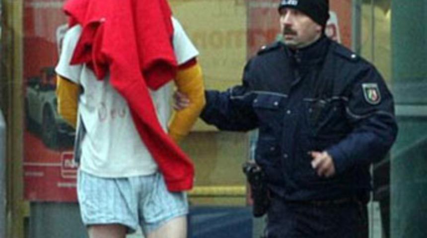 O sadece bankayı soyacaktı, ama...