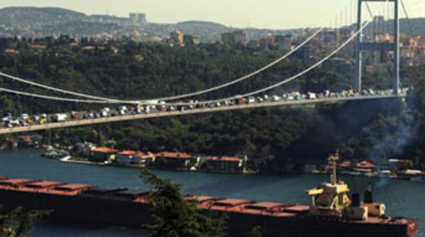 T&uuml;rkiye'den boğaz resti