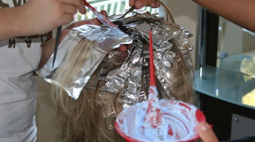 Sa&ccedil;ta boya devrimi