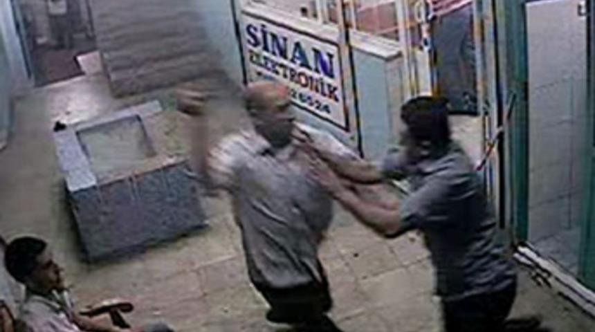 Bı&ccedil;aklama anı kamerada!