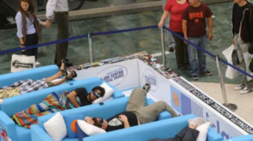 Horlayarak uyudu şampiyon oldu